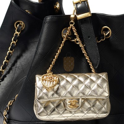 CHANEL CLASSIC MINI BAG WITH HOOK AP4760 (12*8*5cm) 